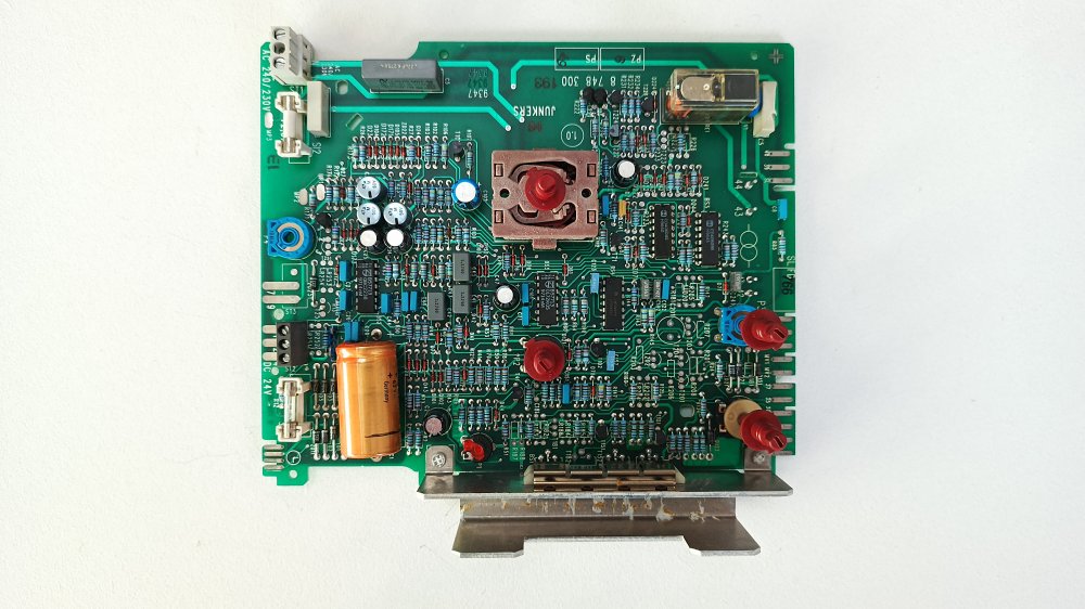 JUNKERS ZW 20 KE, артикул: 8748300371