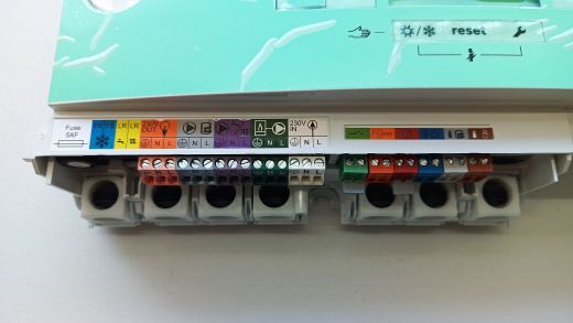 BOSCH CONDENS 7000i, артикул: 8737602756